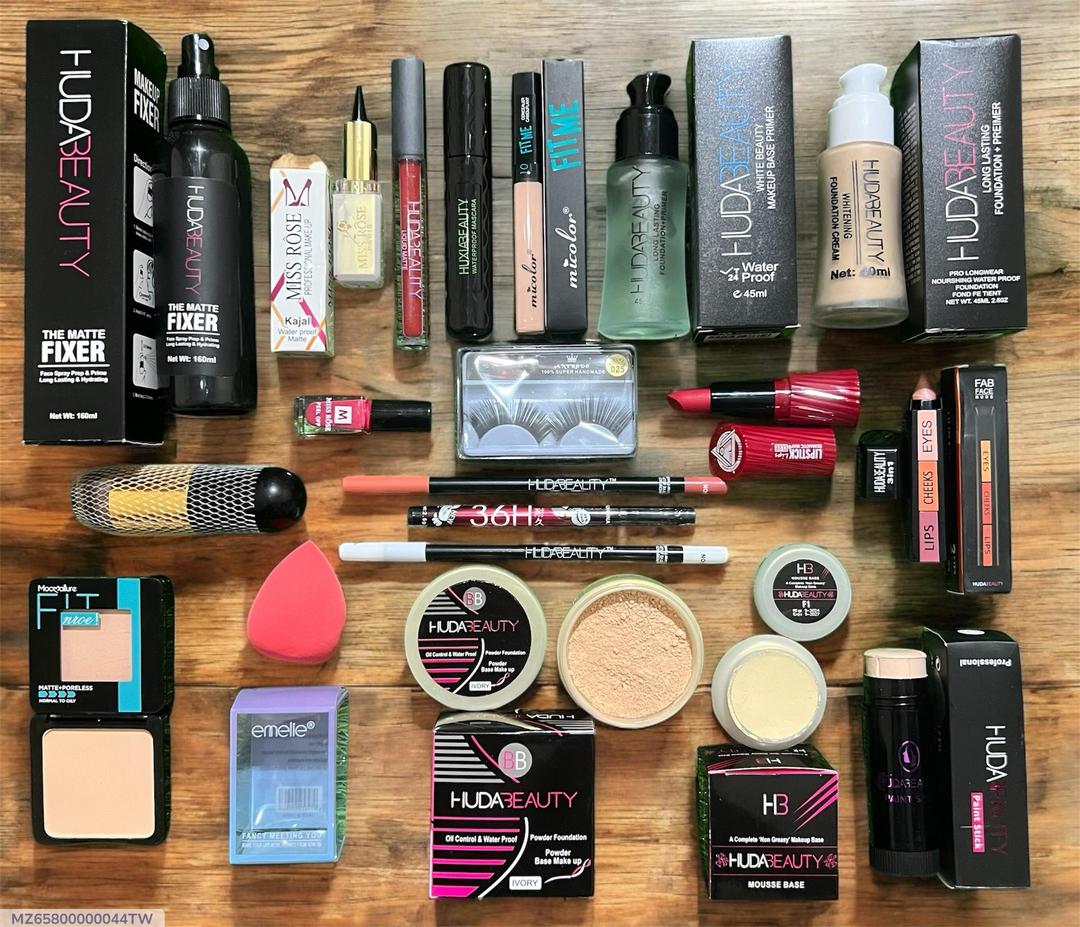 Ultimate makeup Deal-20 in 1 comprehensive Beauty set